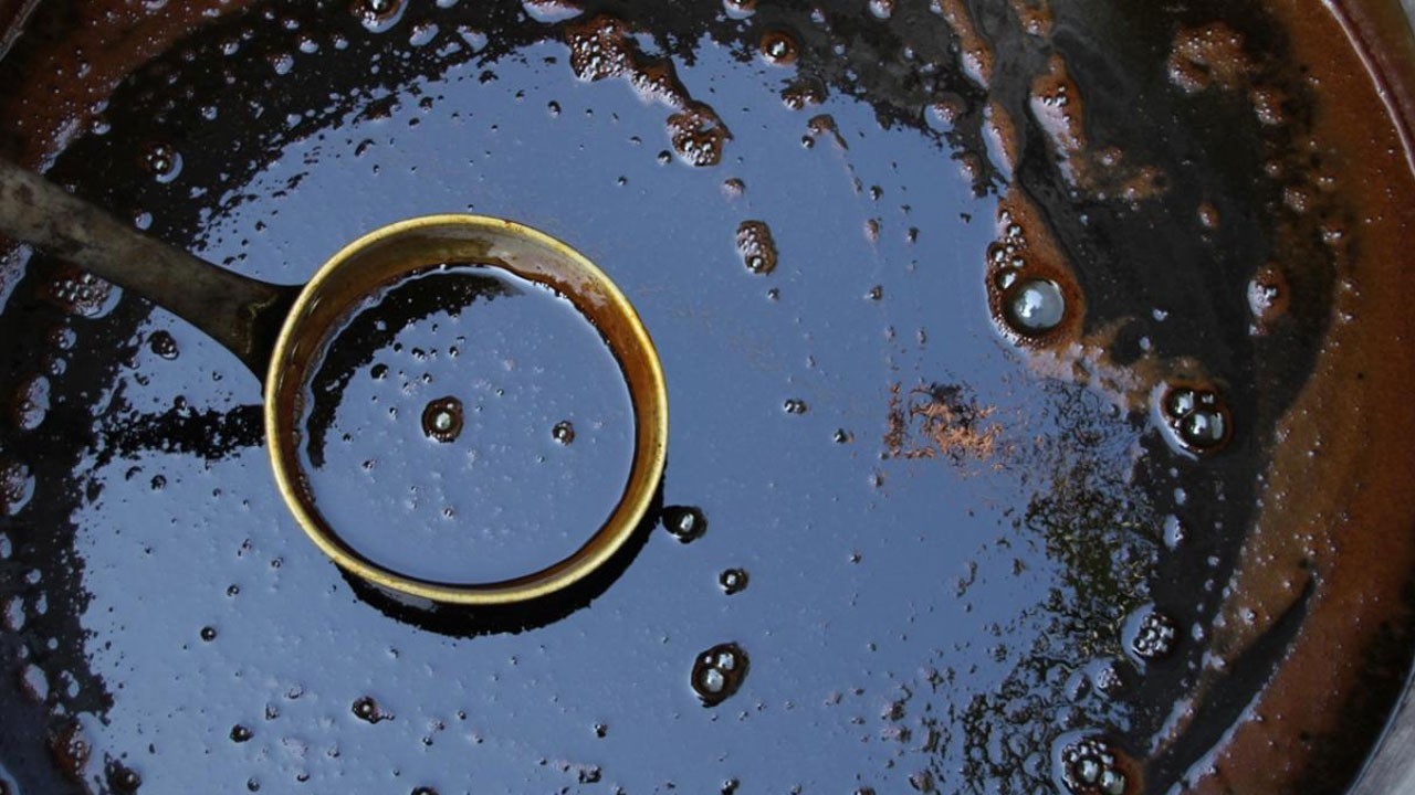 21 kişiyi öldüren pekmezin kokusu sokaklardan silinemedi!