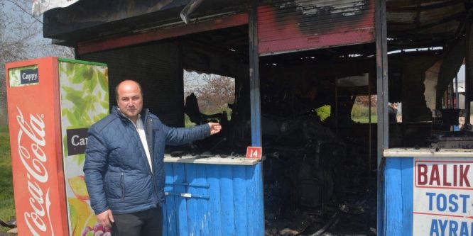 15 yıllık emekleri bir gecede kül oldu