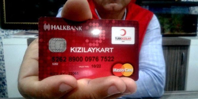 Silopi’de Kızılay’dan 500 aileye gıda kartı
