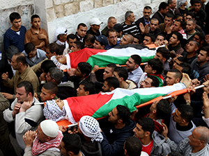 Filistinliler şehidlerini uğurladı