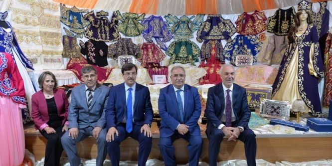 Halk Eğitimi Merkezi Müdürlüğü'nden yıl sonu sergisi
