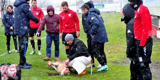 Samsunpor kötü gidişi durdurmak için kurban kesti