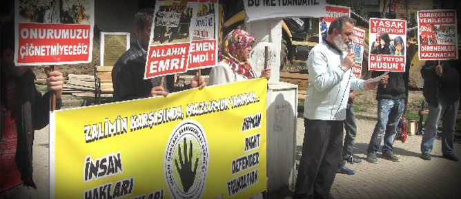 Azerbaycan’daki örtü zulmüne protesto