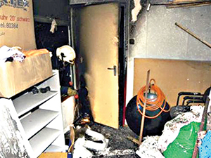 Hollanda’da Türk camisine molotoflu saldırı