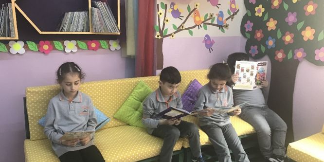 Sınıflarda Kitap Okuma köşesi oluşturuldu