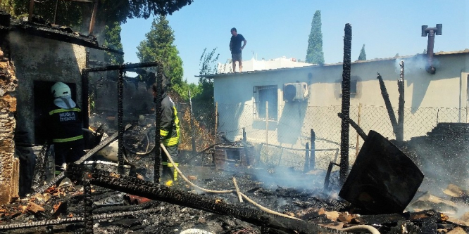 Bodrum’da ev yangını