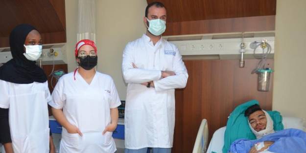 22'lik gence ilk defa kist operasyonu