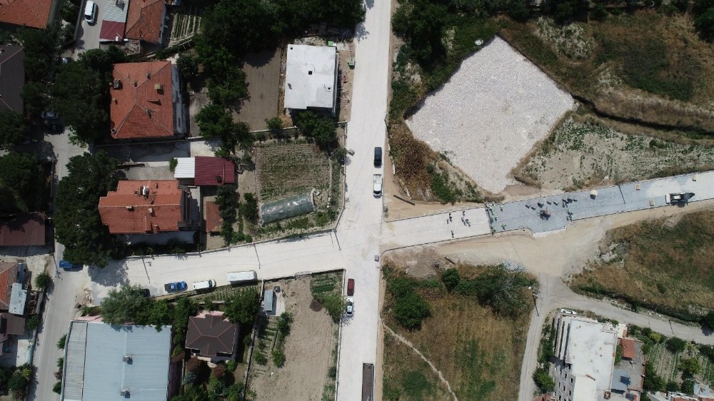 23 mahallede beton kilit parke taşı döşeme çalışmaları başladı 