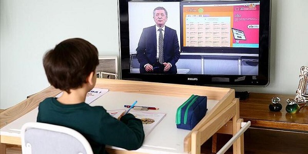 23 Nisan canlı ders var mı? 23 Nisan ders olacak mı?