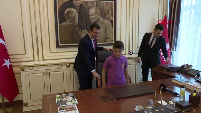 23 Nisan çocuğu iş, İmamoğlu laf yapıyor