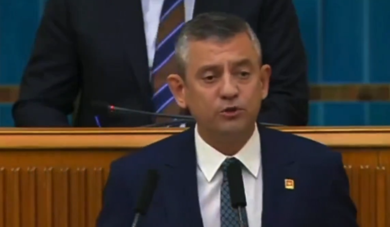 23 Nisan da değil halbuki! Özgür Özel’den akla ziyan açıklamalar