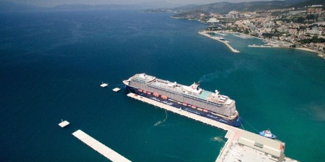 Kruvaziyer turizminde umutsuz bekleyiş