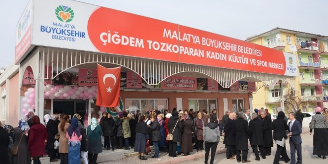 ‘Hünerli Eller Yeni Yıl Sergisi’ ziyarete açıldı