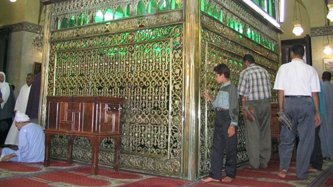 24 Ağustos 1276: Ahmed el-Bedevî'nin vefatı (Mutasavvıf)