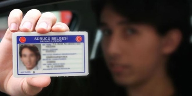 24 milyon sürücü belgesi değişiyor, işte ücreti