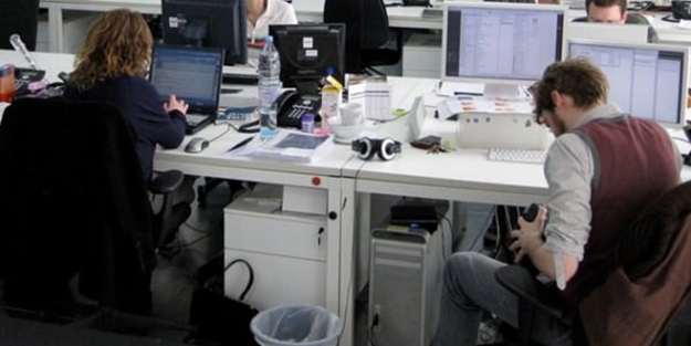 24 yıl hiç çalışmadan maaş aldı