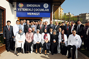 Üstün yetenekli öğrencilere özel eğitim