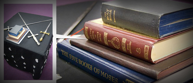 Mason kılıçlarının gölgesinde Kur’an-ı Kerim