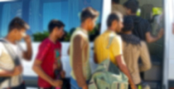 248 düzensiz göçmen yakalandı