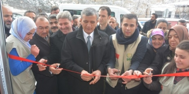 Halep için yardım kermesi düzenlendi