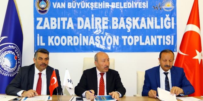 Van zabıtası istişare için toplandı