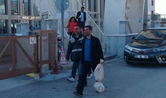 Van’da sandıklar gelmeye başladı