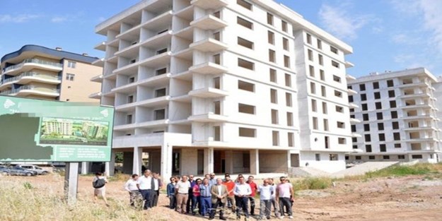 25 daireyi 90 kişiye sattığı iddia edilen sanık tahliye edildi