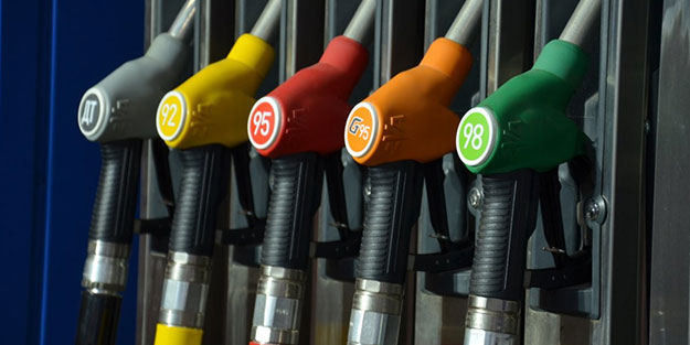 25 günlük akaryakıt kalınca ülke karıştı! Vali çılgına döndü: Dolandırılıyoruz