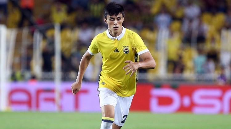 25 kulüp istedi, Fenerbahçe'yi seçti! İşte bonservis