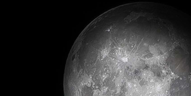  25 saat sürecek! Bomba iddia: Ay, Dünya'dan uzaklaşıyor! Araştırmacılar dünyaya duyurdular