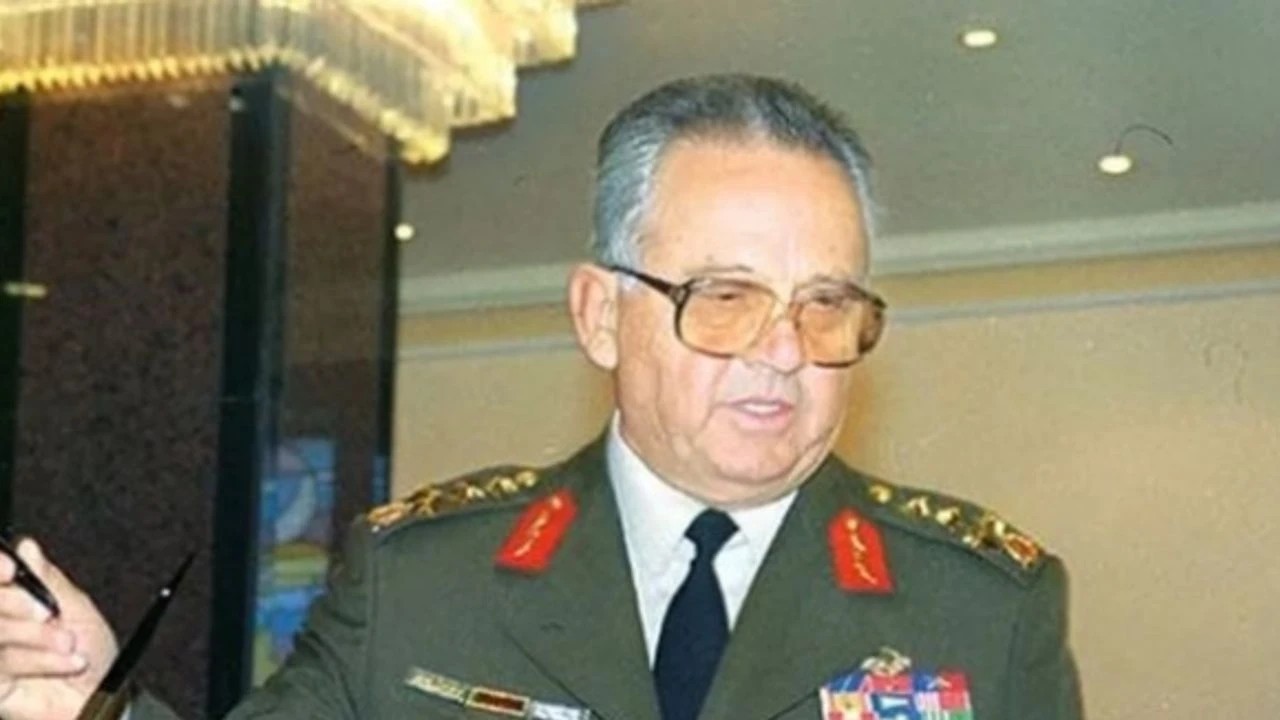 25 Şubat 2020: 28 Şubat davası sanıklarından Hikmet Köksal’in ölümü (Türk asker)