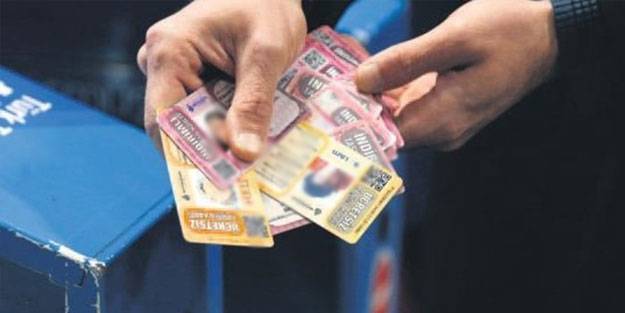 25 yaş üstü öğrenci indirim kartları iptal mı edildi? İstanbul’da 25 yaş üstüne indirimli ulaşım kalktı mı?