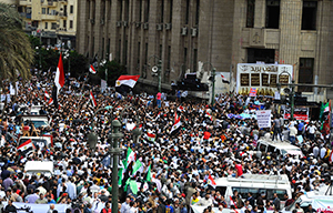 Binlerce Mısırlı, yargıdaki yolsuzluğun temizlenmesi talebiyle gösteri düzenledi