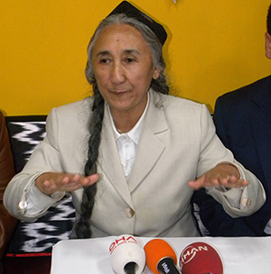 Dünya Doğu Türkistan’daki Çin zulmüne seyirci