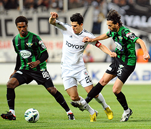 Akhisar, Kartal’a patladı : 4-1