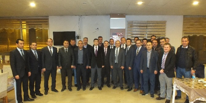 Müftü Ali Üney’e veda yemeği