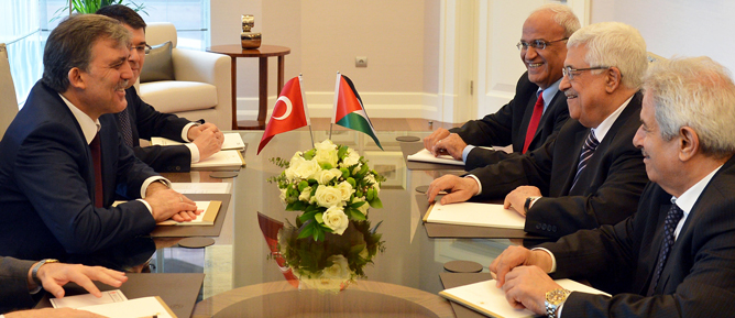 Gül ile Abbas Ortadoğu’yu görüştü