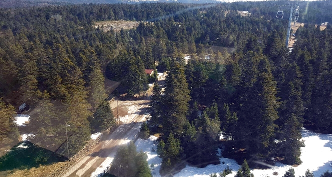 26 derece sıcaklık Uludağ’da karları ertti