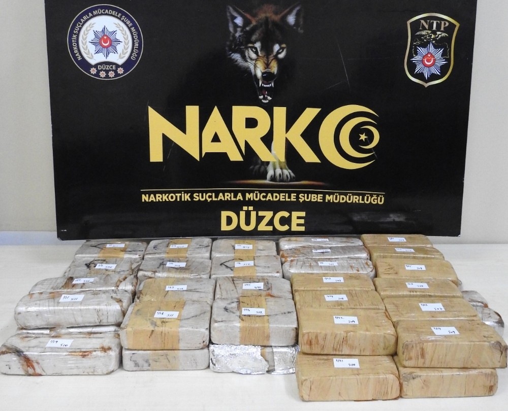 26 kilo eroini Düzce’den geçiremediler 