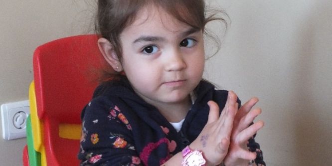 Minikler kil ile hayallerini canlandırdı