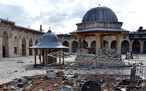 Tarihî Emevi Camii harabeye döndü