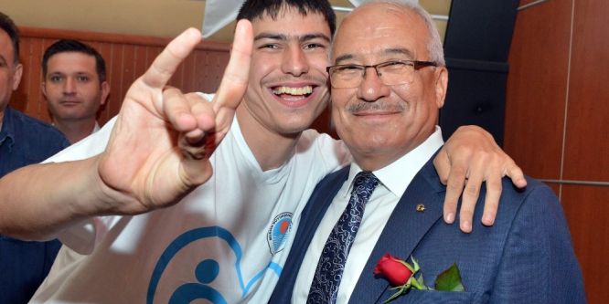 Mersin’de engelliler şöleni başladı