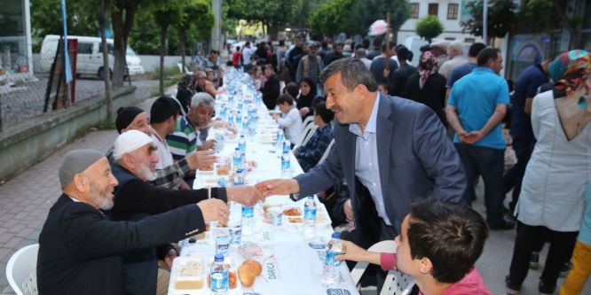 Darıca’da mahalle iftarları başladı