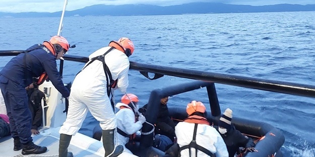 27 düzensiz göçmen kurtarıldı