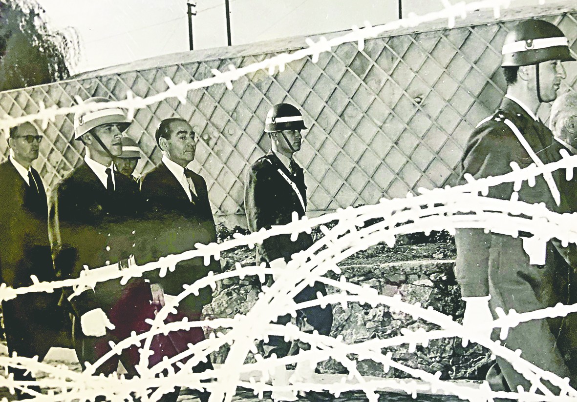 27 Mayıs darbesi lânetle anılıyor