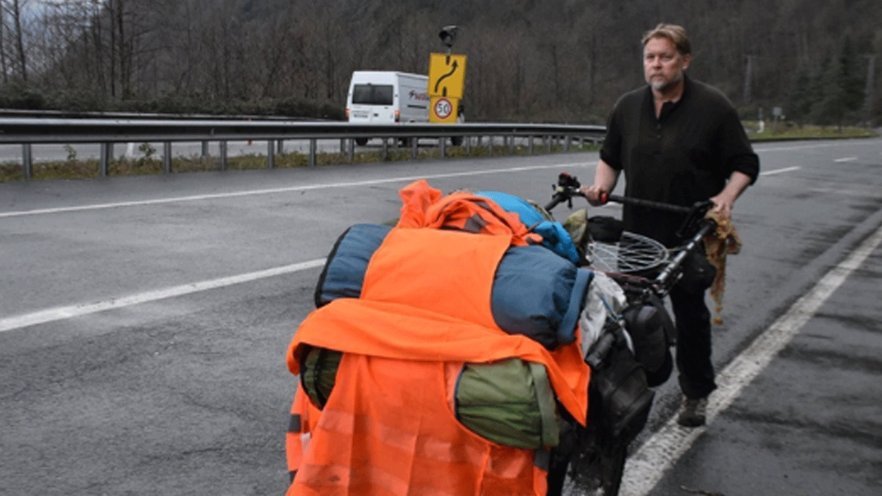 27 yıldır evine geri dönmek için yürüyor: Son bin 500 kilometre