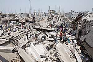 Bangladeş’te çöken iş merkezinde ölü sayısı bin 400’ü bulabilir