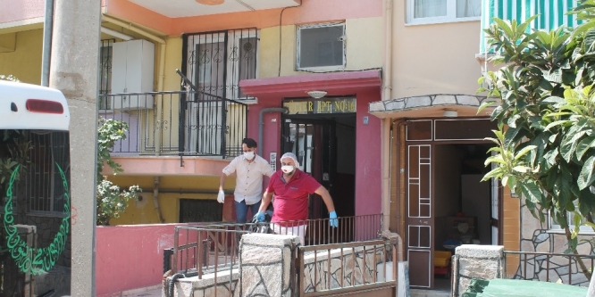 10 gündür haber alınamayan kadın evinde ölü bulundu