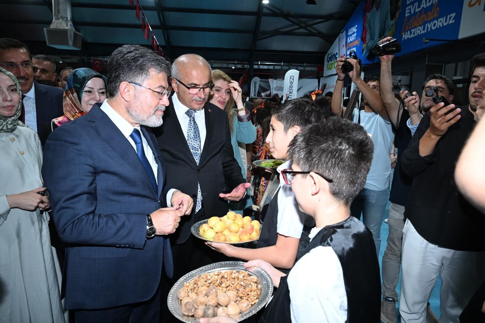 28. Kayısı Festivali coşkuyla başladı