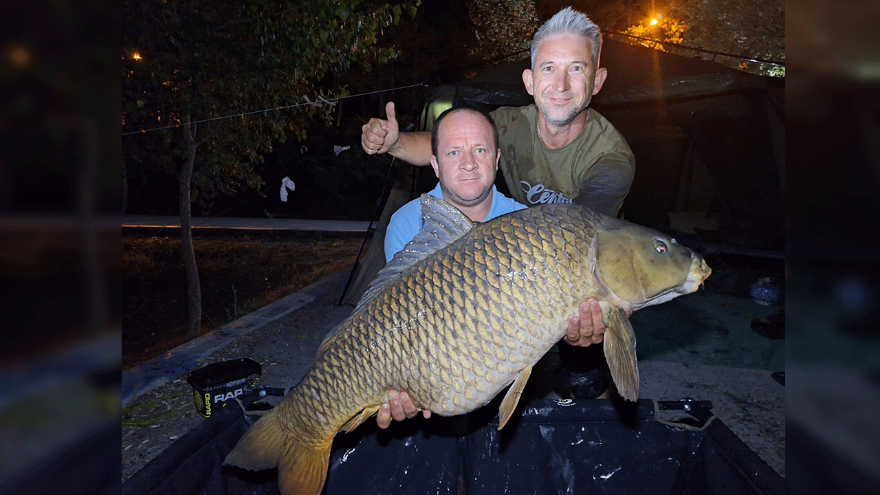 28 kiloluk dev pullu sazan balığını tuttu ama! Sonra olanlar herkesi hayrete düşürdü